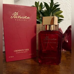 Paruvea Crimson Veil Perfume